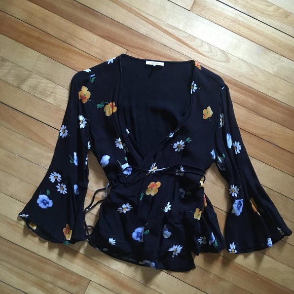 Ganni dainty georgette wrap blouse size M - Picture 2 of 4